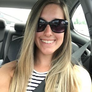 Meet your Posher, Rachel